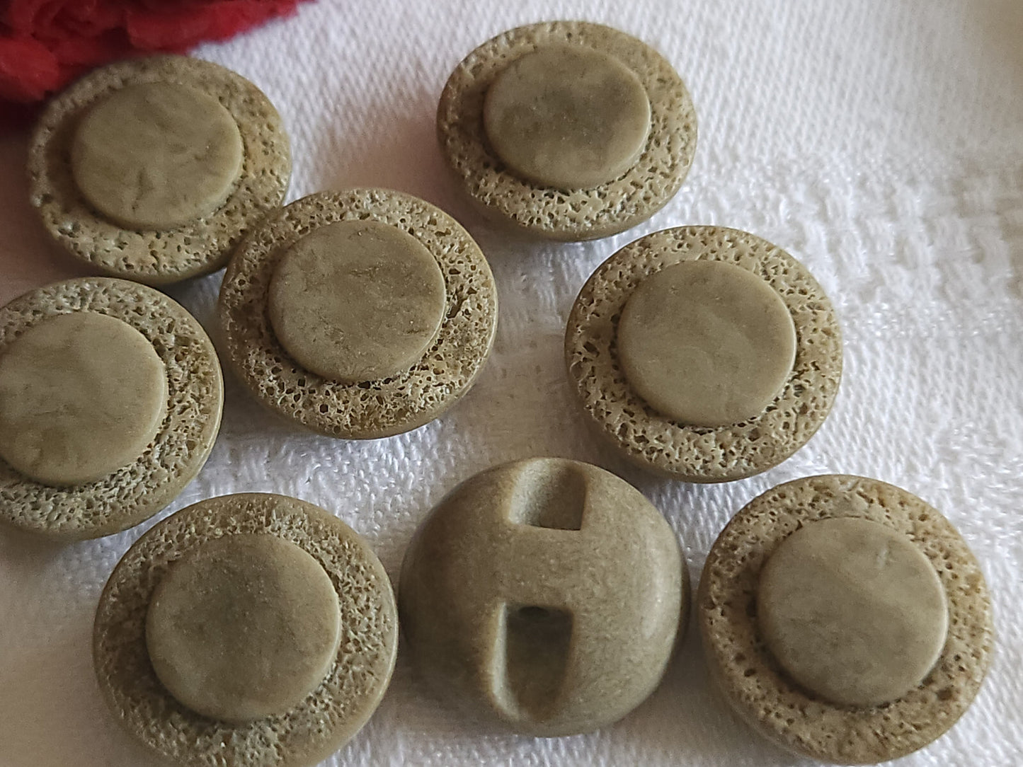 Lot 9 boutons vintage pied marron/gris effet granité 1,7 cm ref 5032