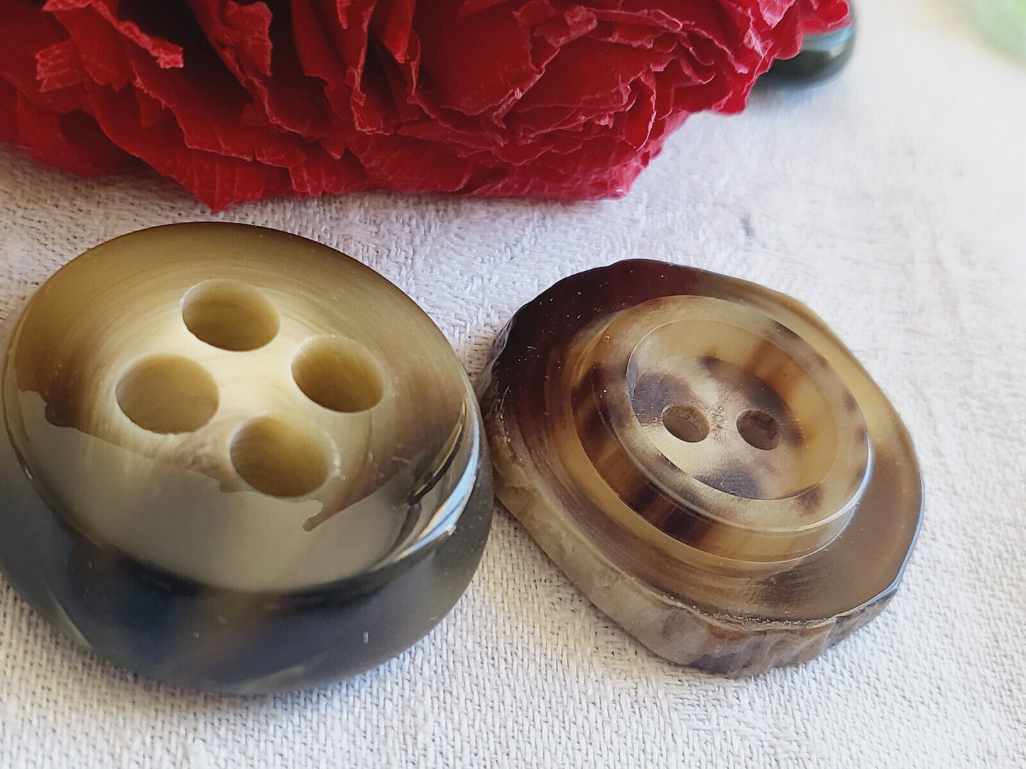 Duo gros boutons anciens marron moucheté effet corne manteaux 3,3 cm ref 1812