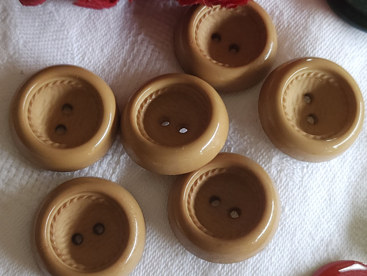 Lot 6 boutons vintage marron coeur imitation passementerie 2,4 cm ref 4994