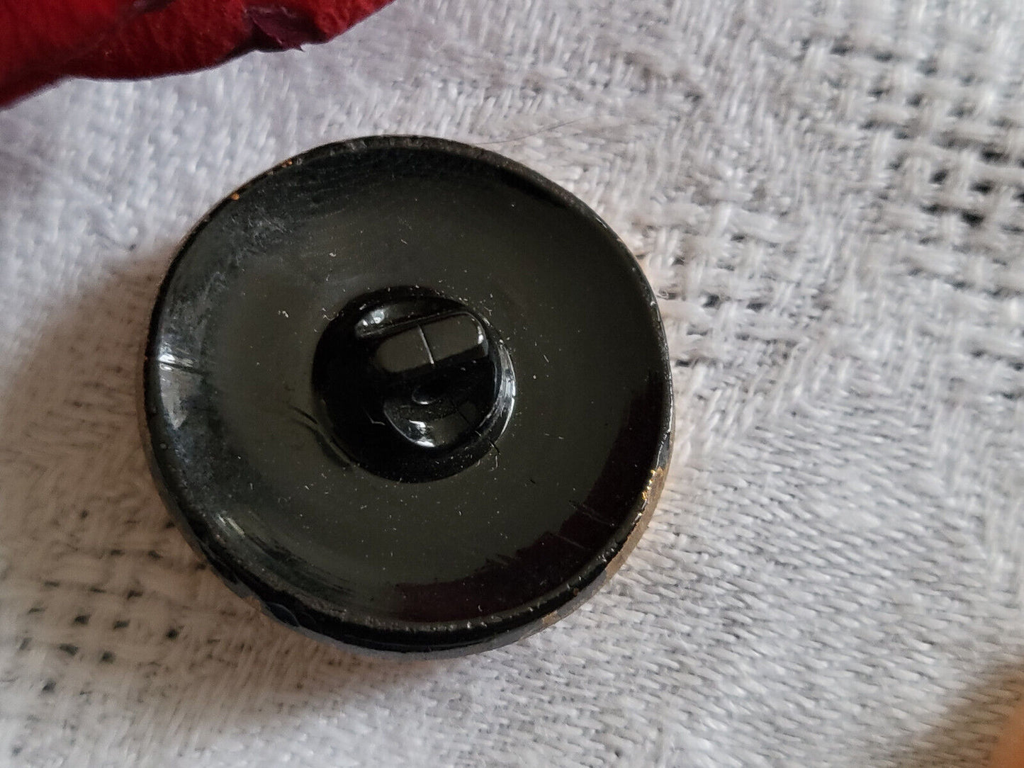 Bouton ancien vintage en verre relief doré motif diamètre 2,2 cm G8E