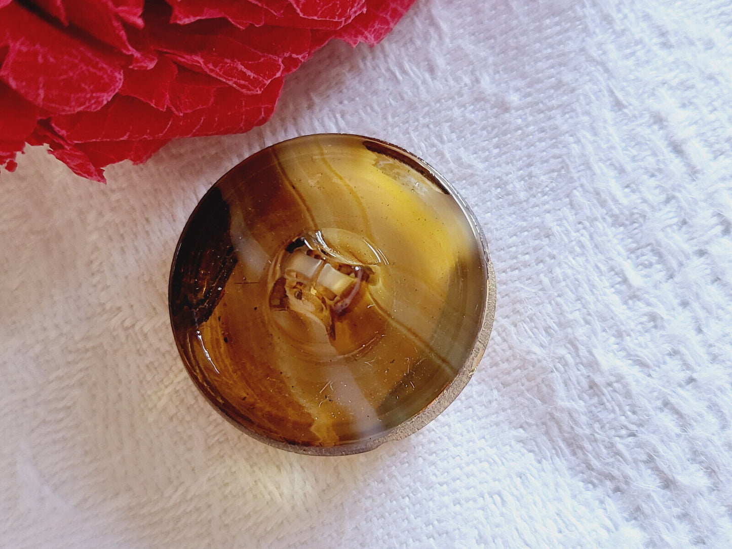Bouton ancien en verre marron veiné doré pied vintage 2,1 cm D14F