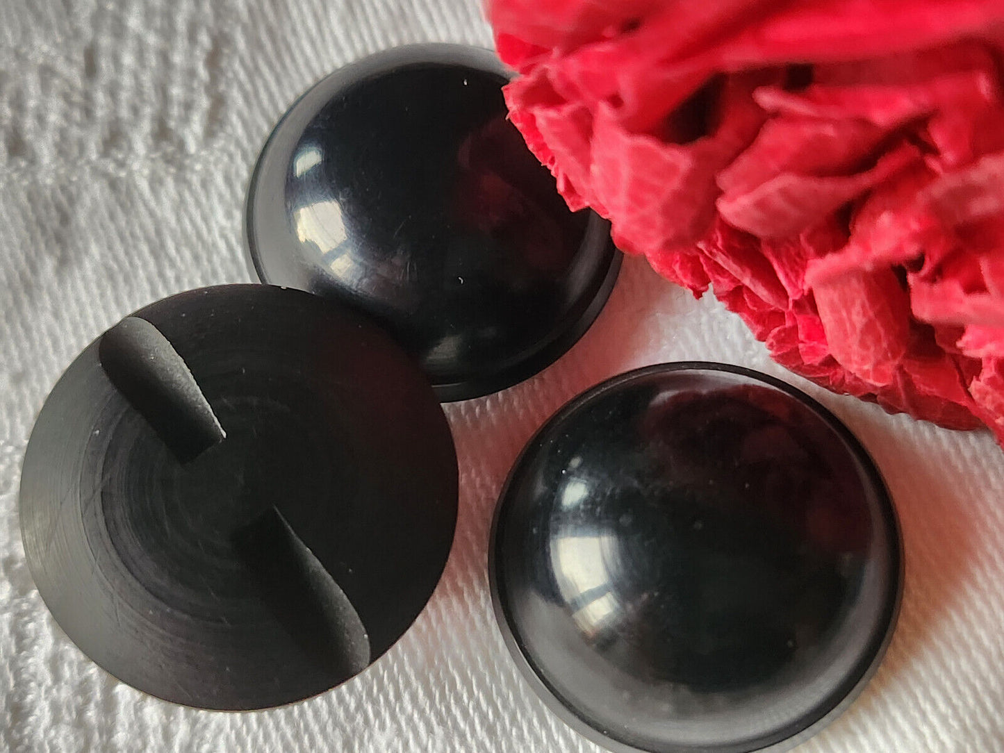 Trio boutons vintage noir bombé demi sphere pied 2,4 cm ref 789
