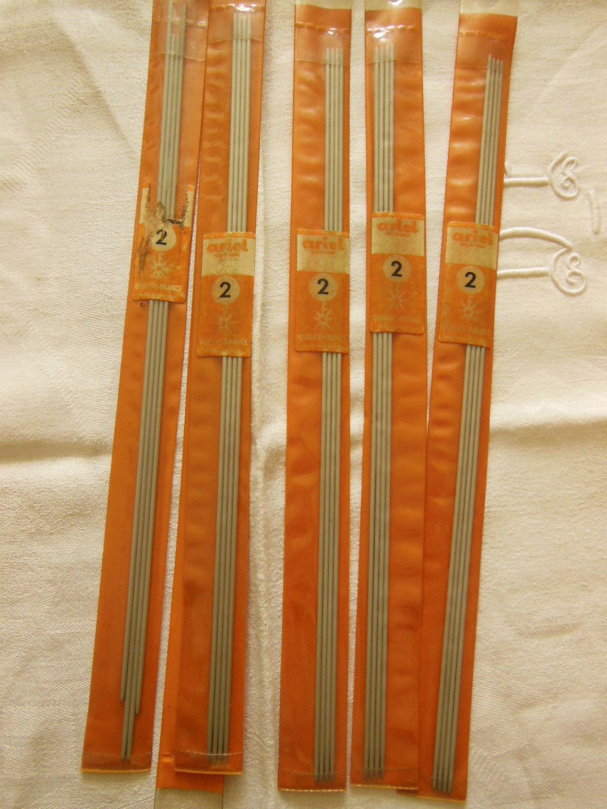 Lot 4 aiguilles n°2 vintage à tricoter Ariel made in France 29 cm ancienne T1