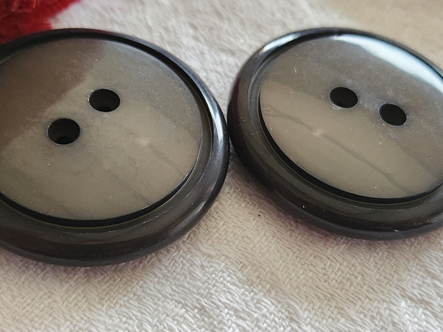 Duo boutons anciens énormes vintage gris marron 4,4 cm XXL epais ref 241