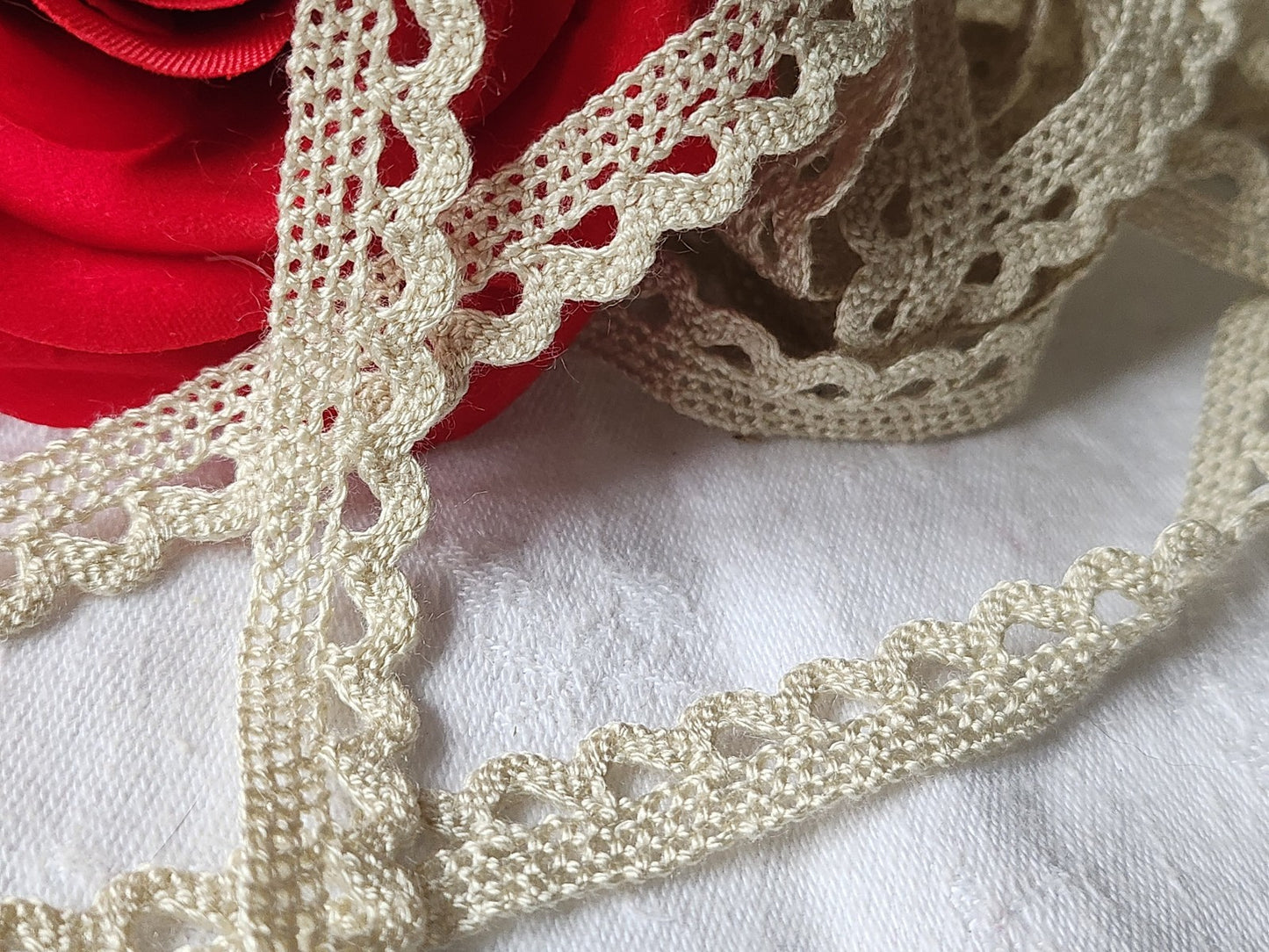 Dentelle vintage beige coton 3 métres sur 1,2 cm A1