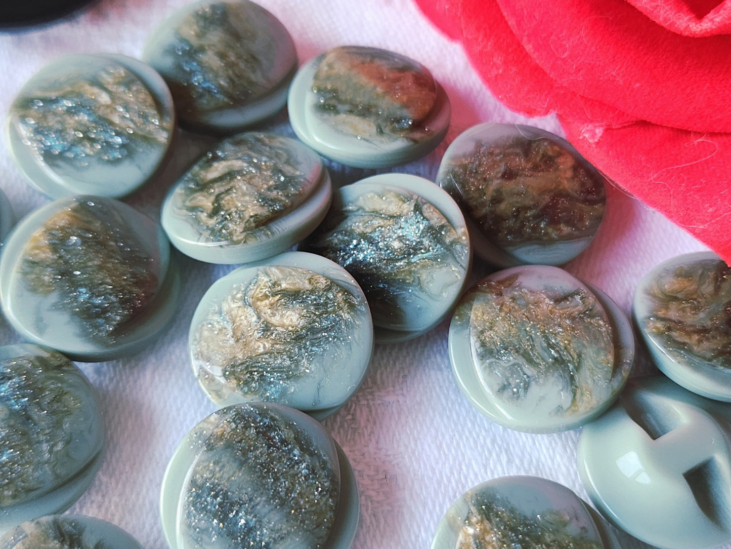 Lot 15 boutons vintage vert paillette joli pied 1,8 cm ref 3926