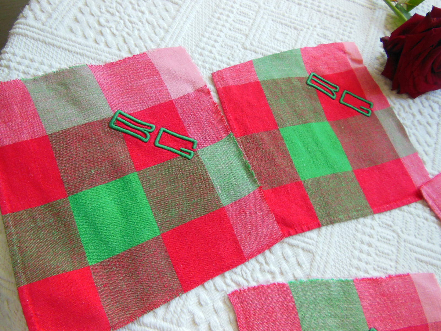 Lot 4 anciens monogramme BG vert création patchwork couture recup B7