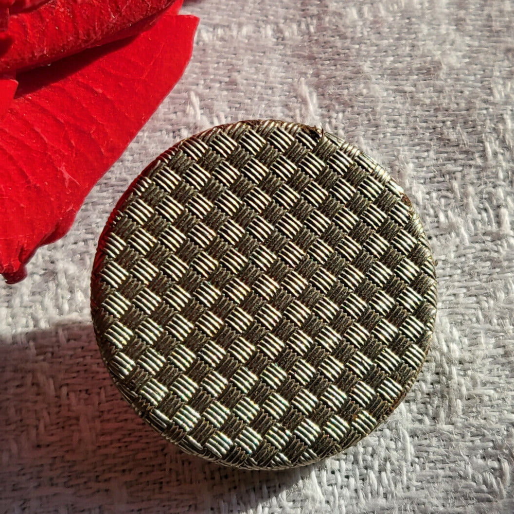 Bouton ancien en métal argenté effet damas diamètre 2,3 cm G13E