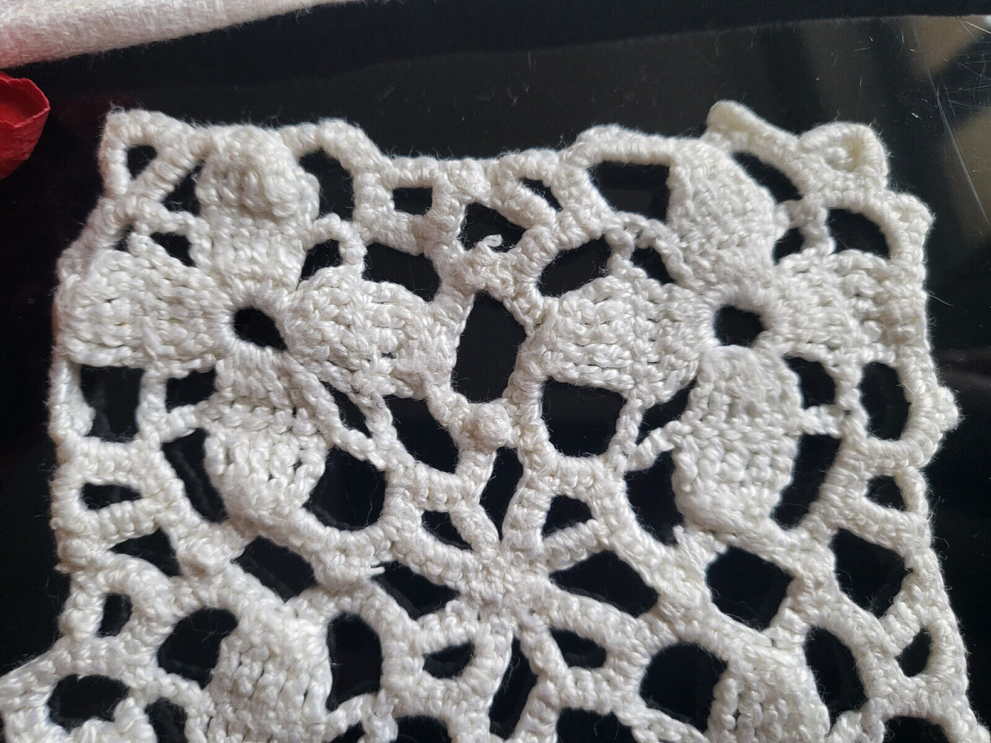 Application incrustation dentelle crochet 9,5 sur 9,5 cm T15-26