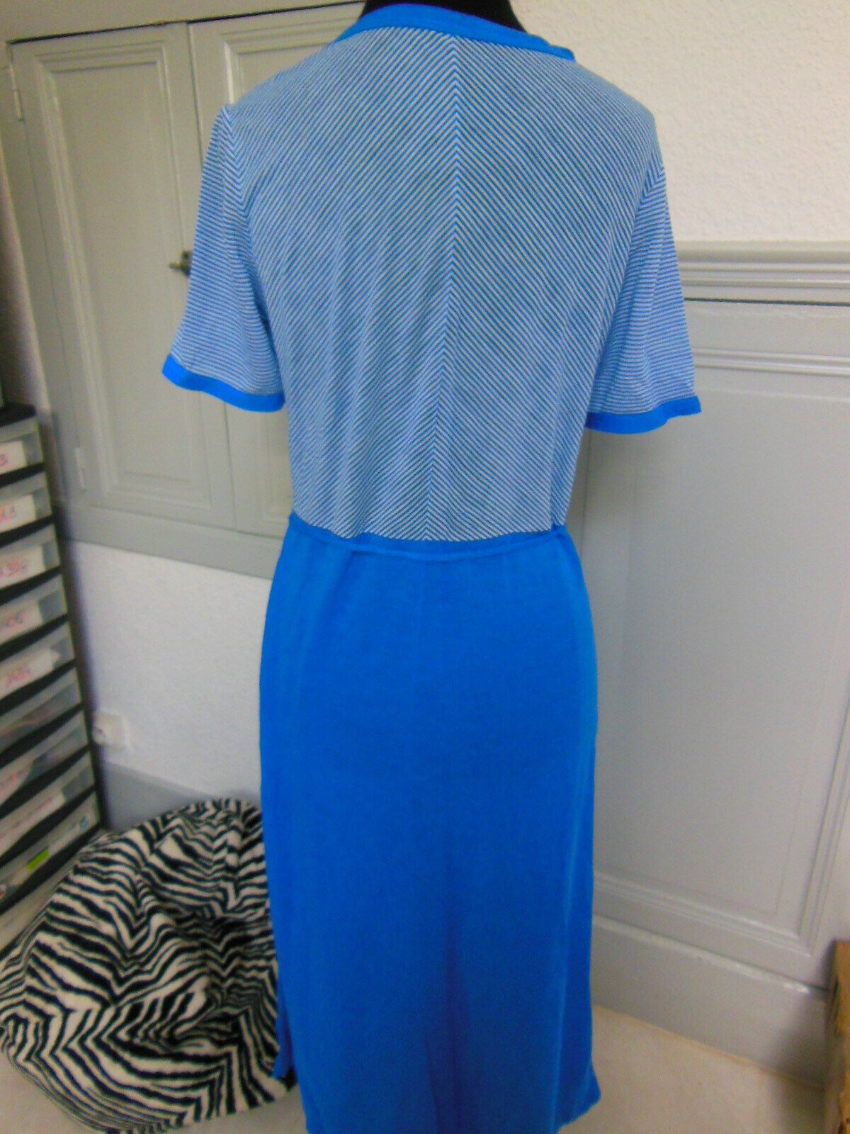 Pur vintage robe ancienne bleu rayure taille 38/40? B7