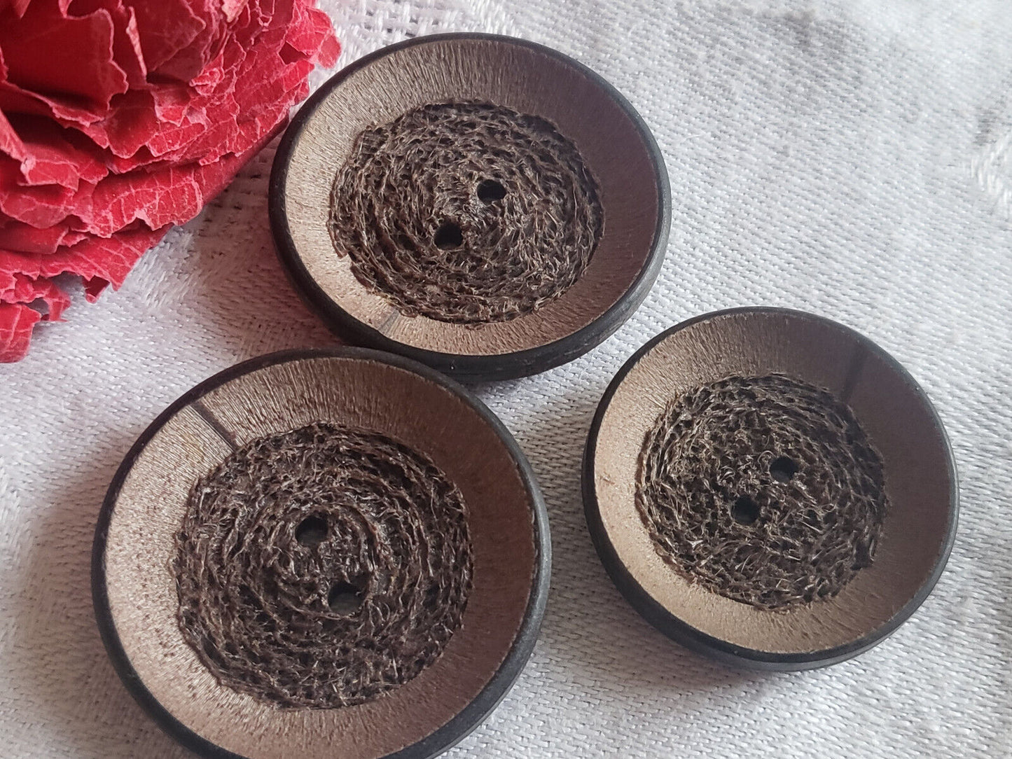 Trio gros boutons vintage marron texturé 3,1 cm et 2,7 cm ref 5276