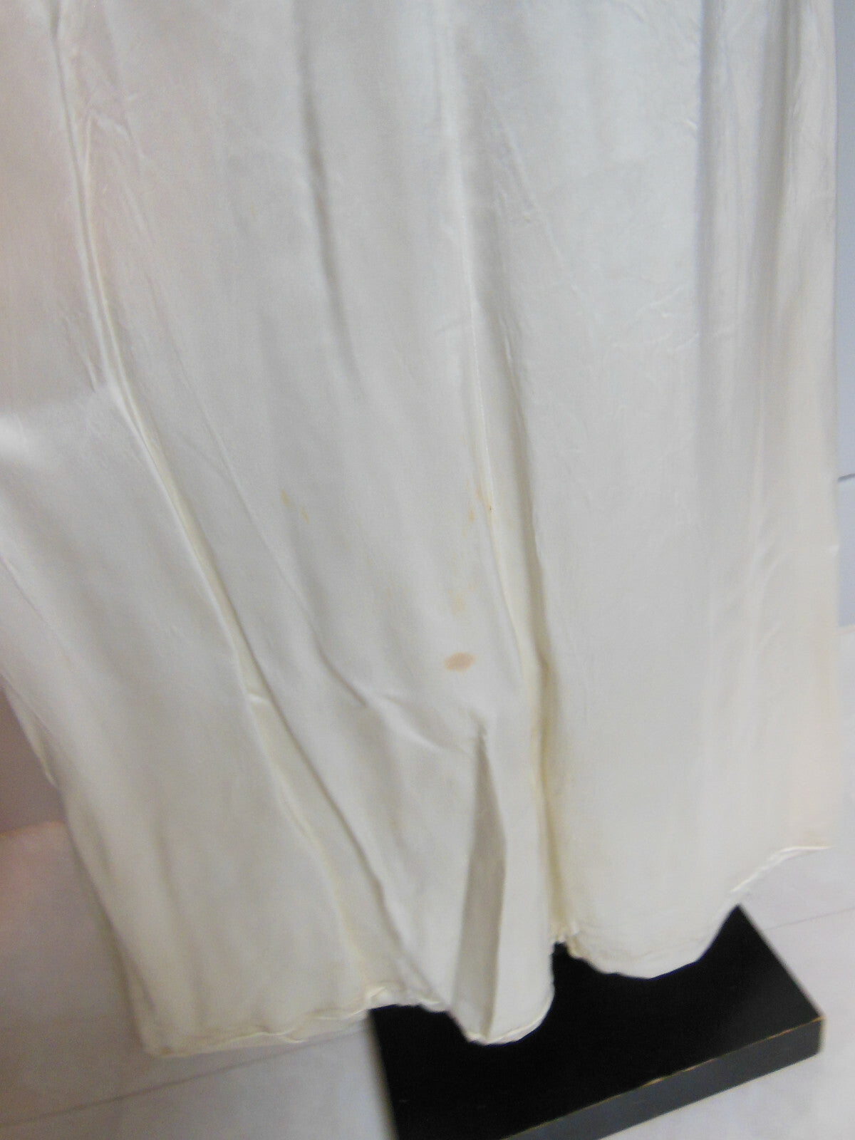 Ancien dessus veste en satin épais raide ou manteau cérémonie taille 36, B4