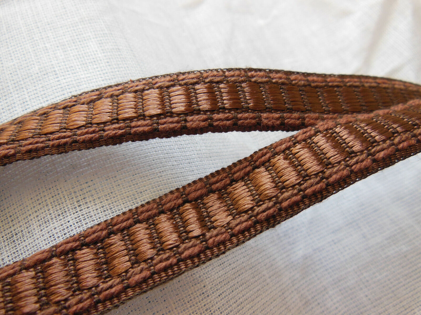 Galon vintage adhésif marron lumineux 3 mètres sur 1,4 cm A3