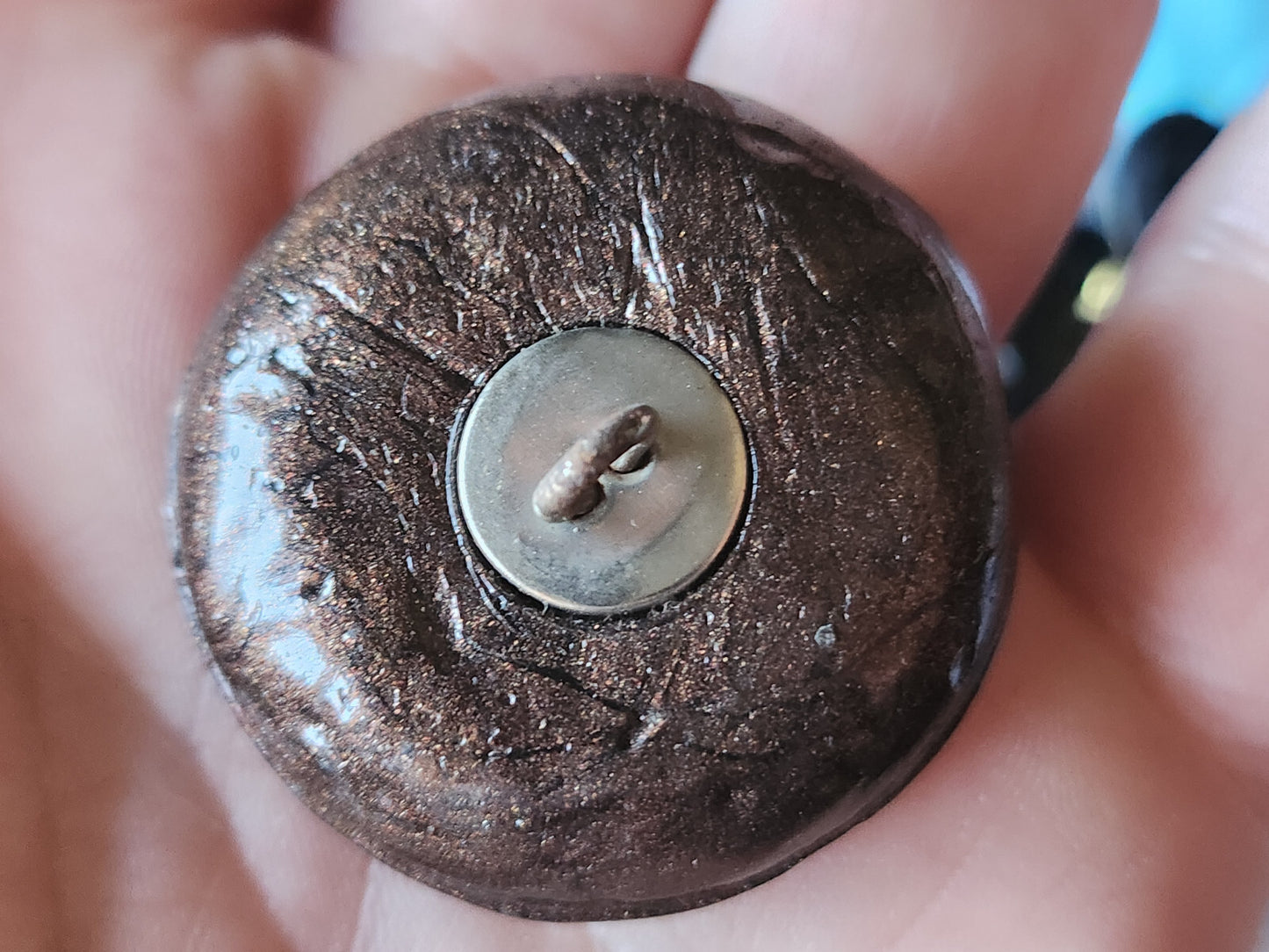 Collection gros bouton en resine cuir marron vintage diamètre 3,5 cm ref 362