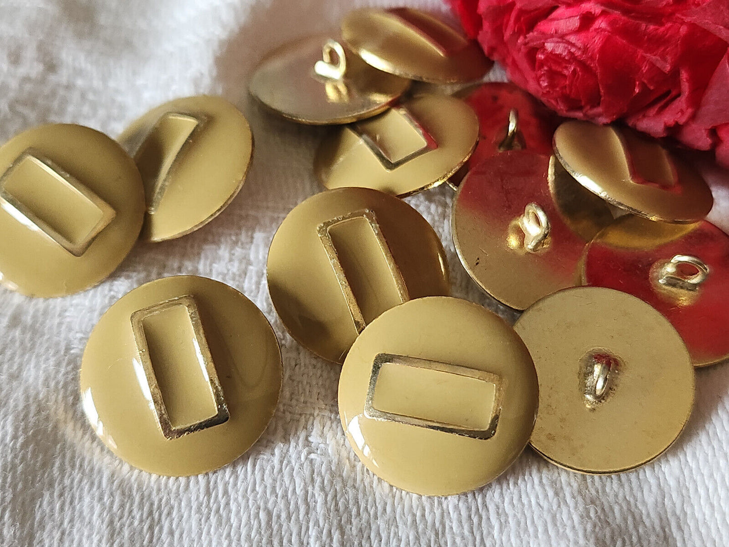 Lot 6 boutons vintage en métal café au lait pied 1,8 cm ref 3109
