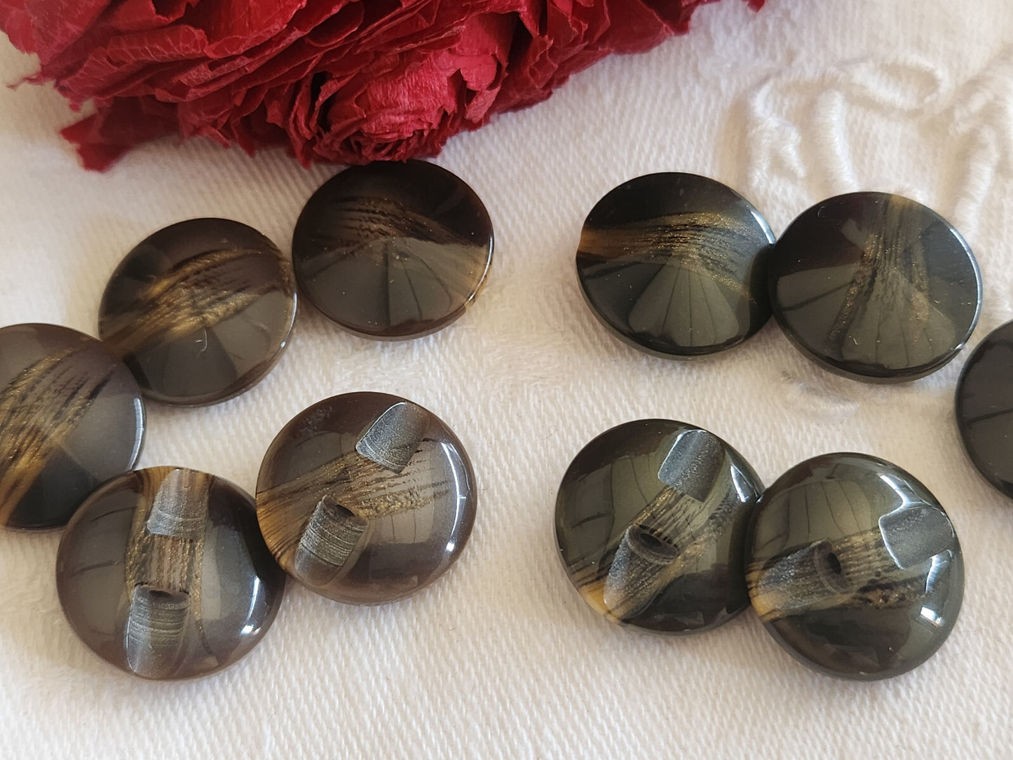 Lot 10 boutons vintage scintillants 2 series pied 1,8 cm ref 837
