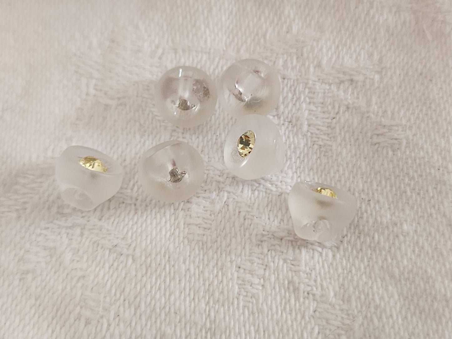 Lot 6 minuscules bouton en verre noir strass jaune vintage 0,7/08 cm ref 6360