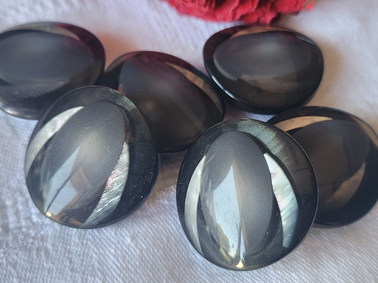 Lot 6 gros boutons vintage gris noir inclusion 2,8 cm ref 5570