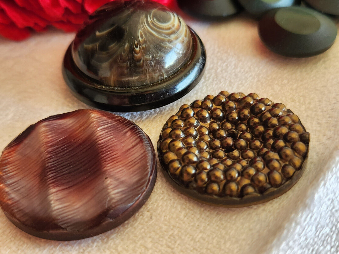 Trio gros boutons vintage marron originaux 2,7 à 3 cm joli ref 3096