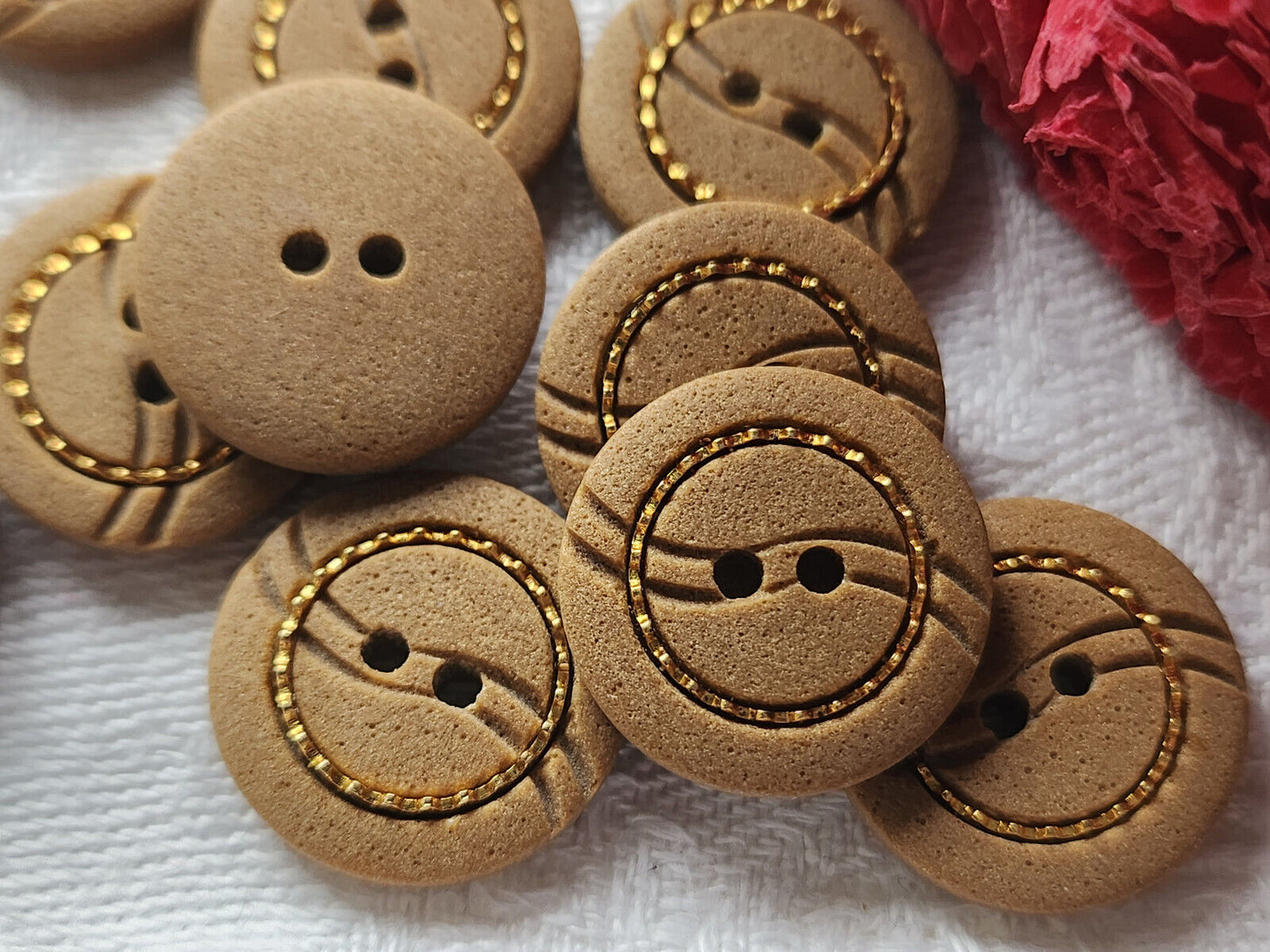 Lot 10 boutons vintage marron poreux chainette doré 1,8 cm ref 3076