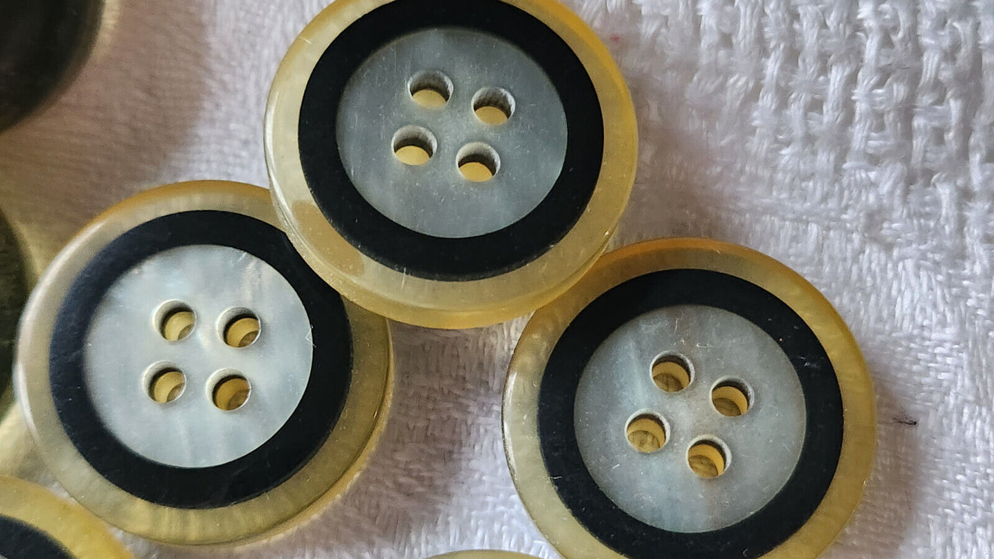 Lot 6 épais boutons vintage noir nacré à trous 2,2 cm ref 2225