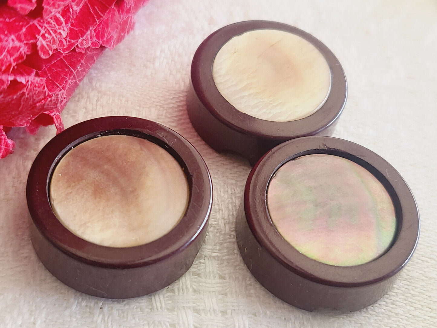 Trio boutons vintage à pied cabochon en nacre marron gris 2 cm pied G9K