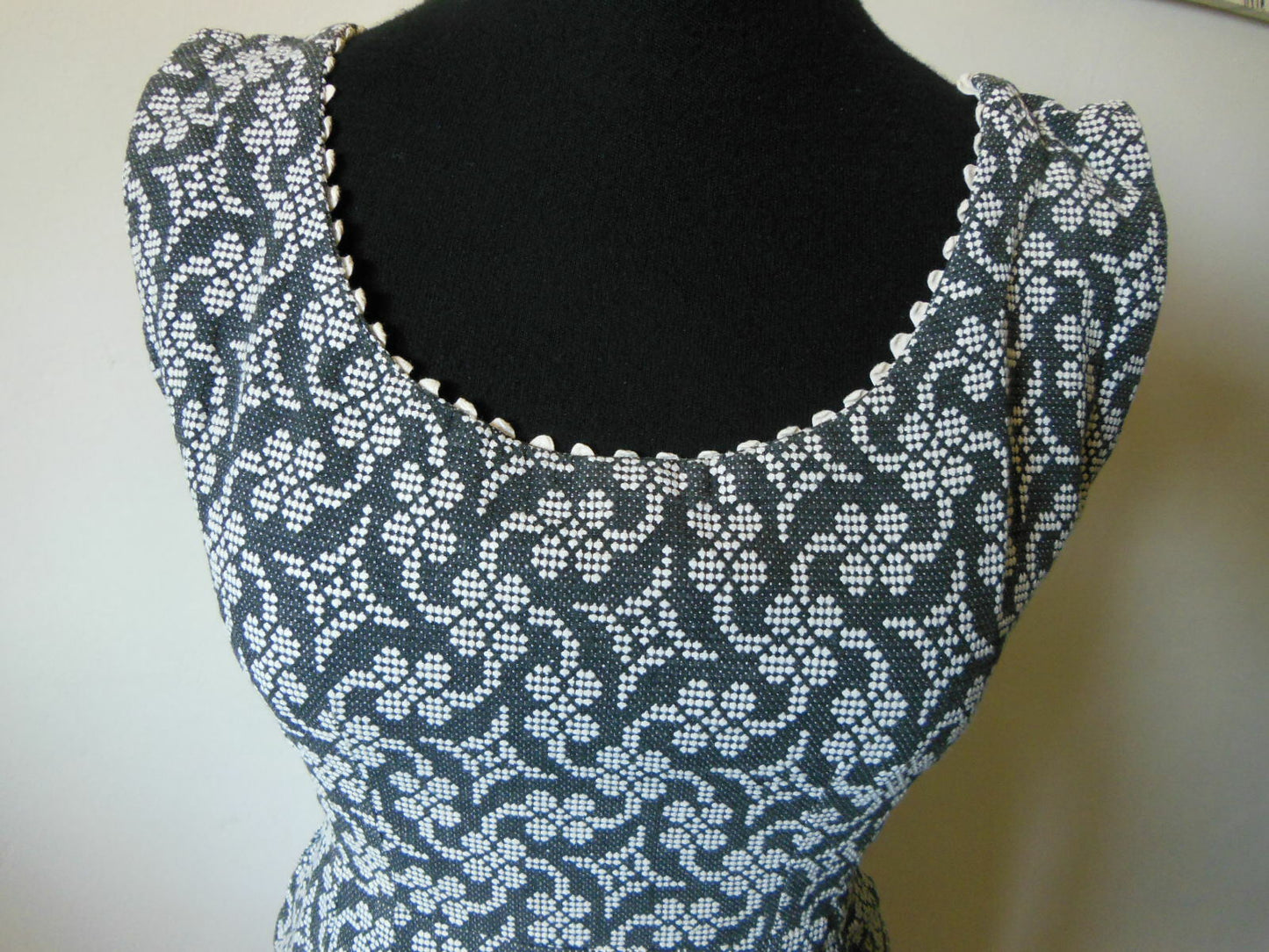 Pur vintage robe tissu épais gris blanc taille 38 ? B1