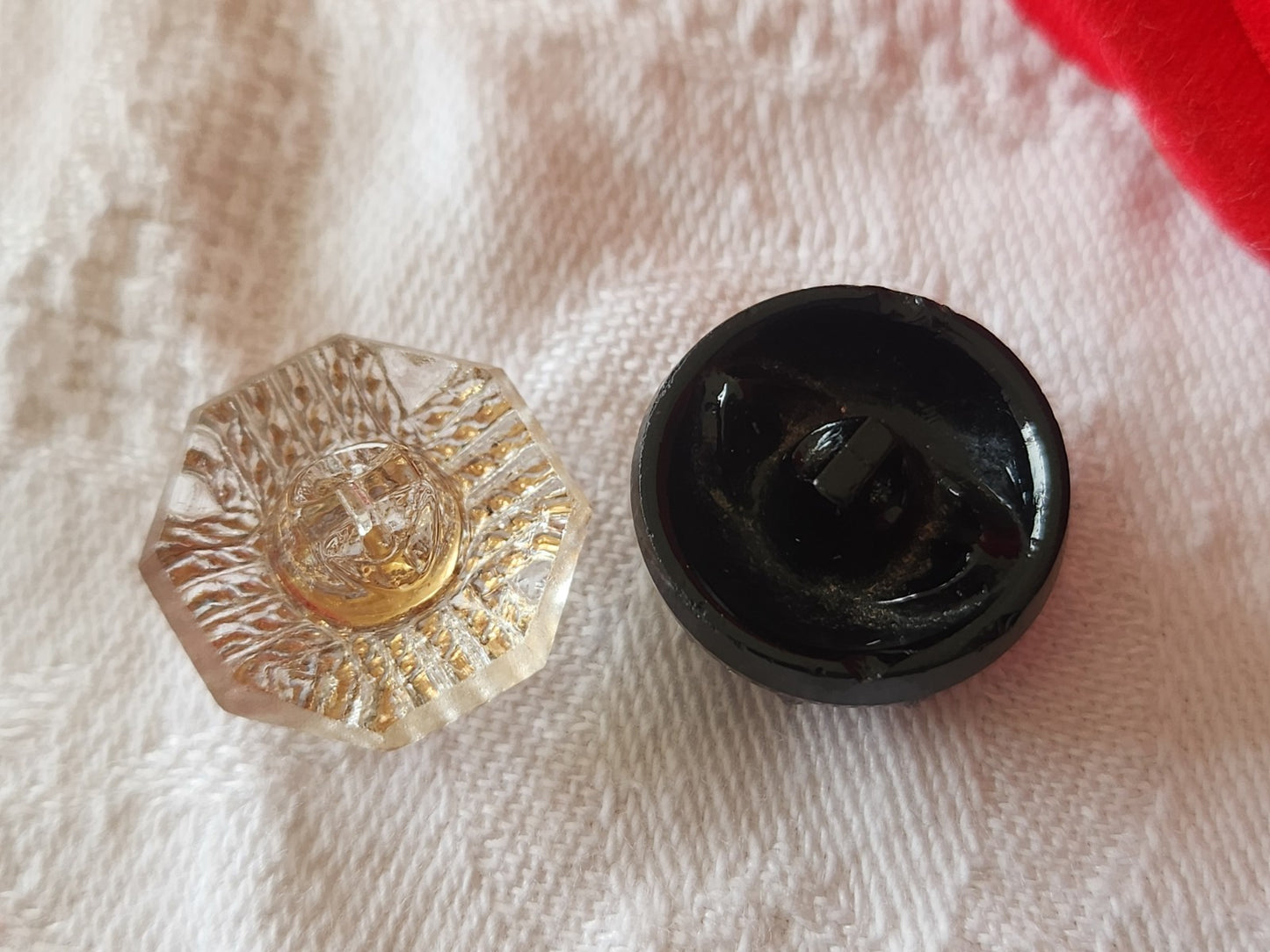 Duo boutons en verre ancien doré originaux 1,7 cm G2M
