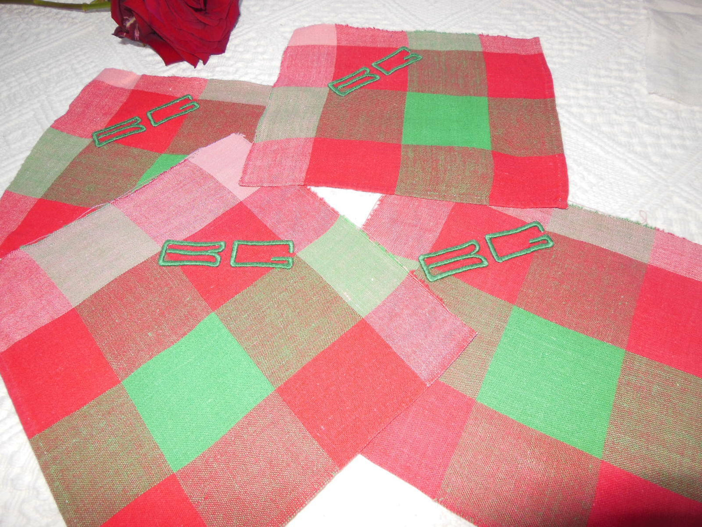 Lot 4 anciens monogramme BG vert création patchwork couture recup B7
