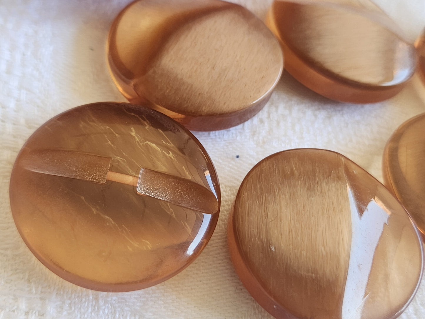 Lot 6 gros boutons vintage marron transparent épais lourd 3 cm ref 550