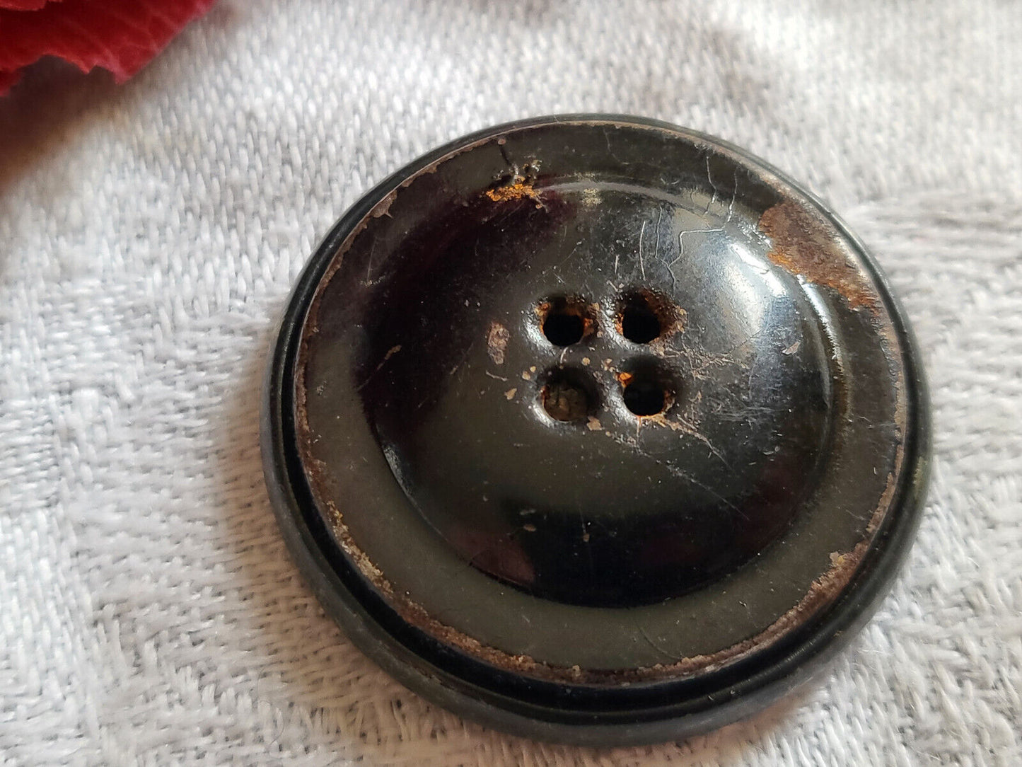 Bouton ancien monture métal cœur en nacre diamètre 2,8 cm G8C