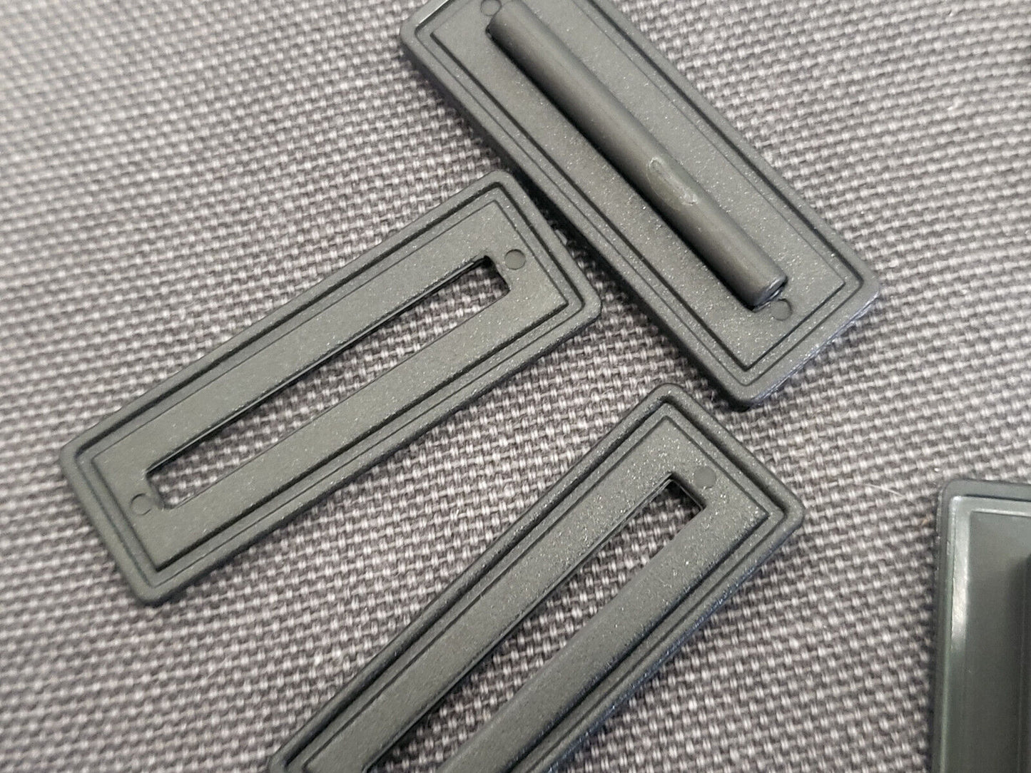 Lot 5 fermetures plastique à clipser kaki pour création boite pochette T17