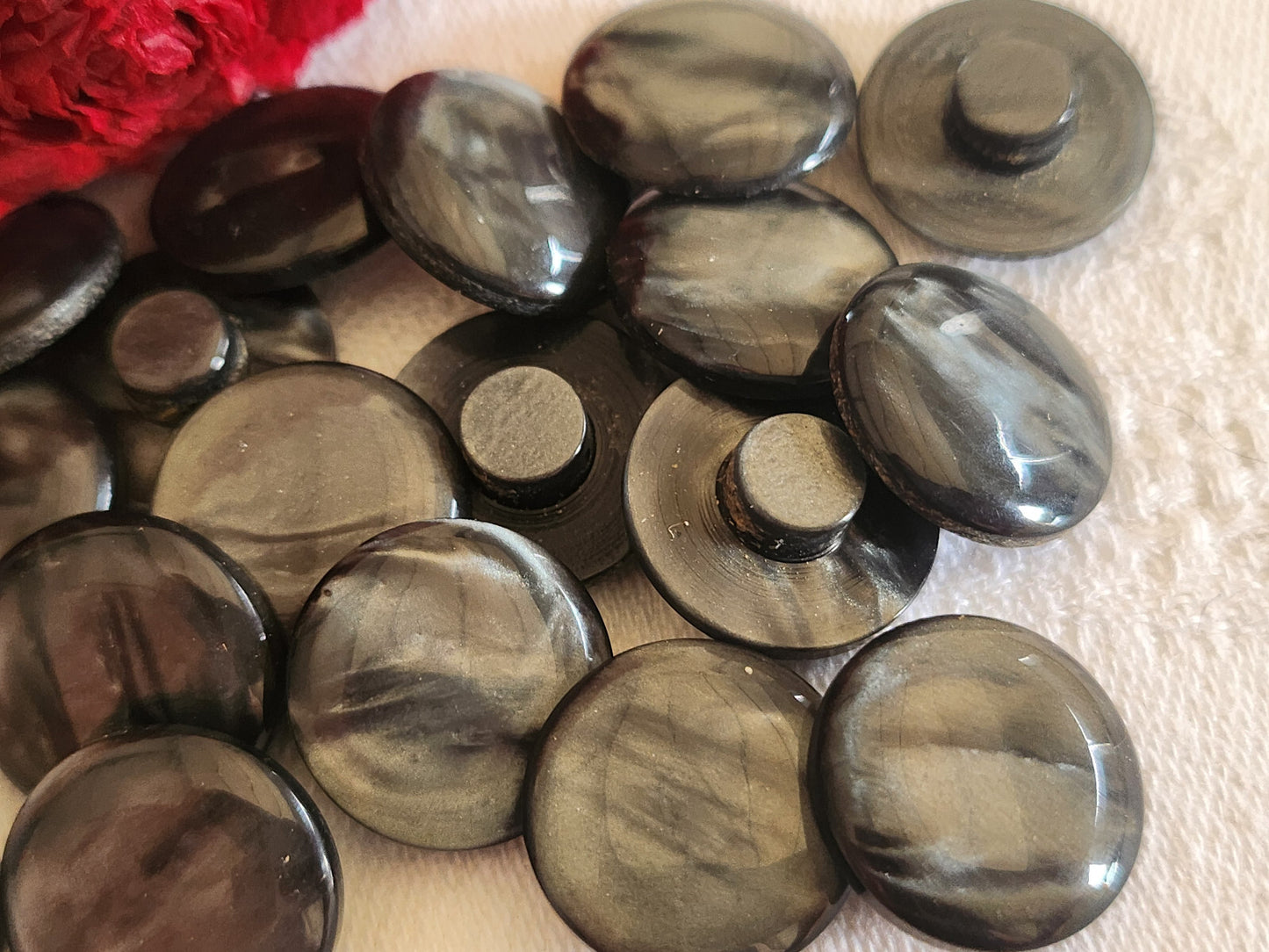 Lot 18 boutons vintage gris chiné 1,8 cm pied ref 237