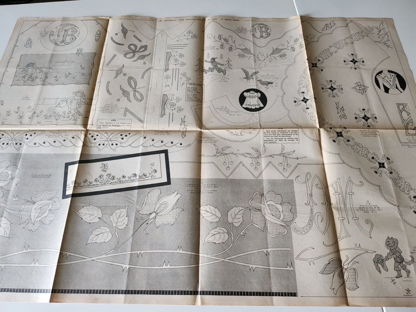 Le journal des brodeuses 1953 n° 696 lingerie aumônière brassards alphabet