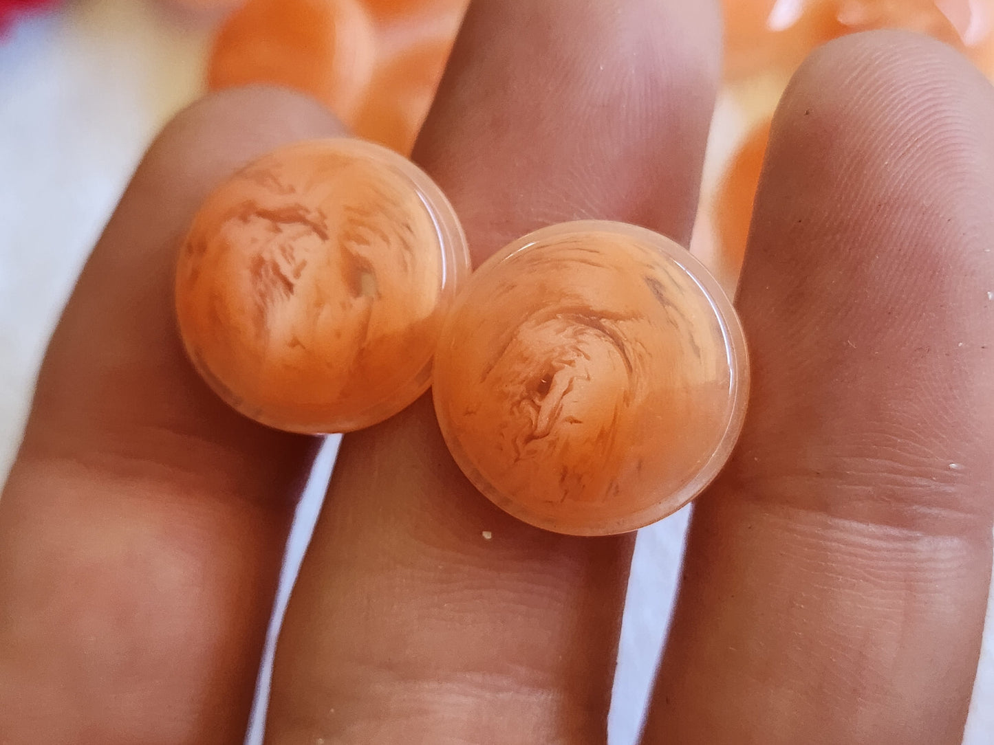 Lot 14 boutons vintage orange rose saumon veiné pied diamètre 1 ,7 cm ref 5031