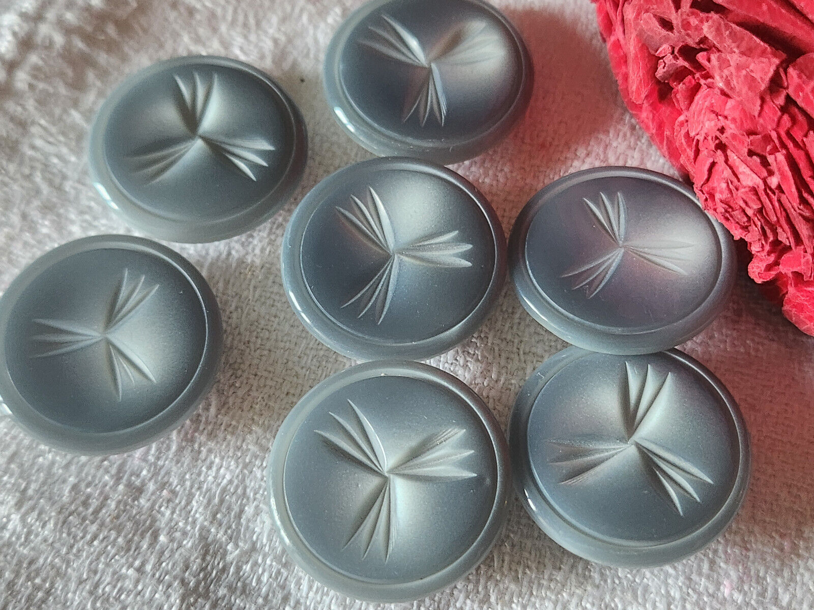Lot De 17 Boutons Vintage Gris Strié - Diamètre 1,8 Cm (18 Mm) - Réf 1933 - Origine France