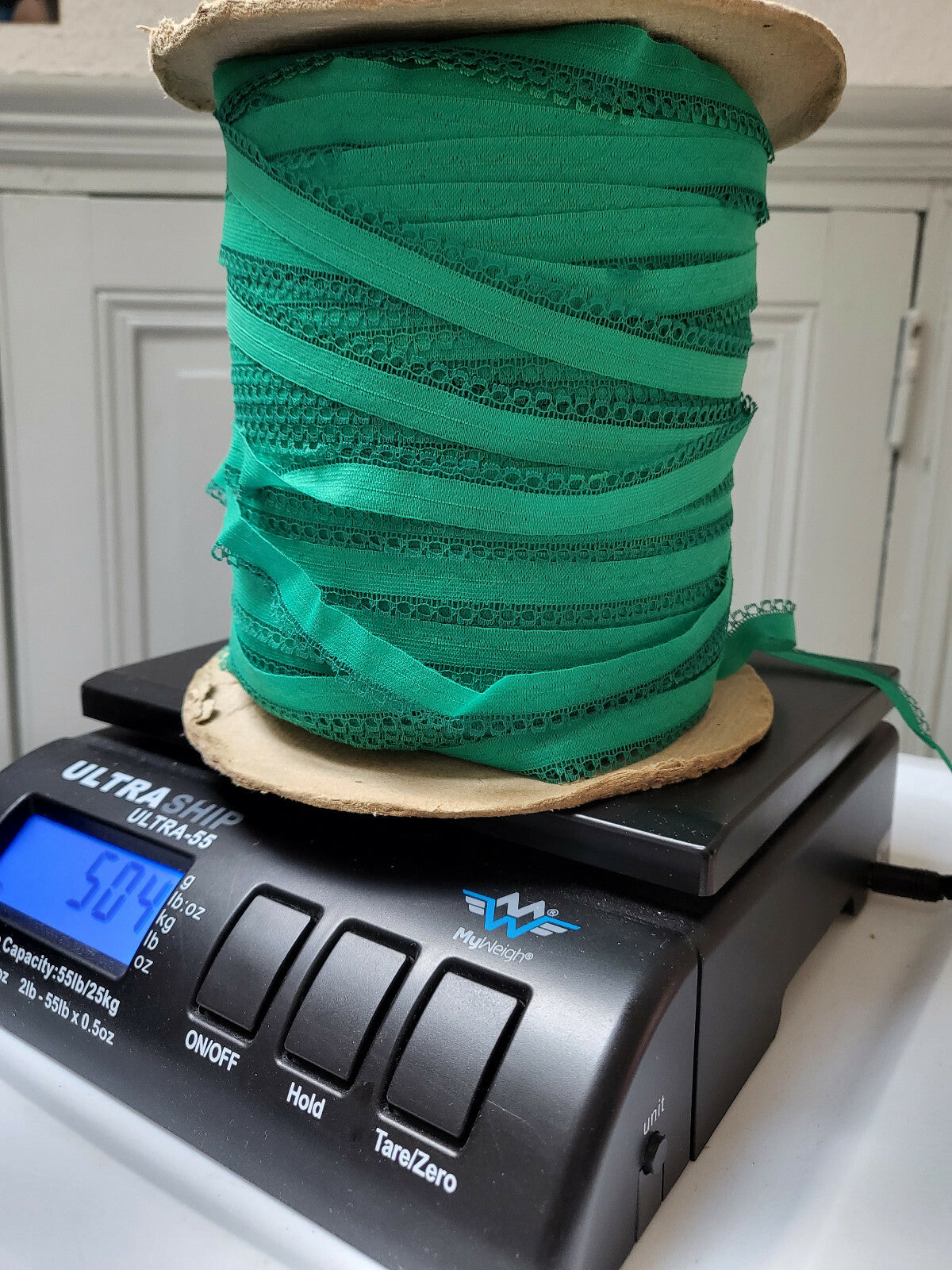 Dentelle ancienne vintage verte 500 grammes au moins 200 mètres sur 1,4 cm B6