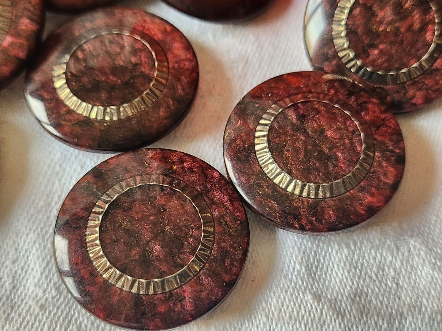 Lot 8 gros boutons vintage prune inclusion pied 2,7 cm manteaux lourd ref 3040