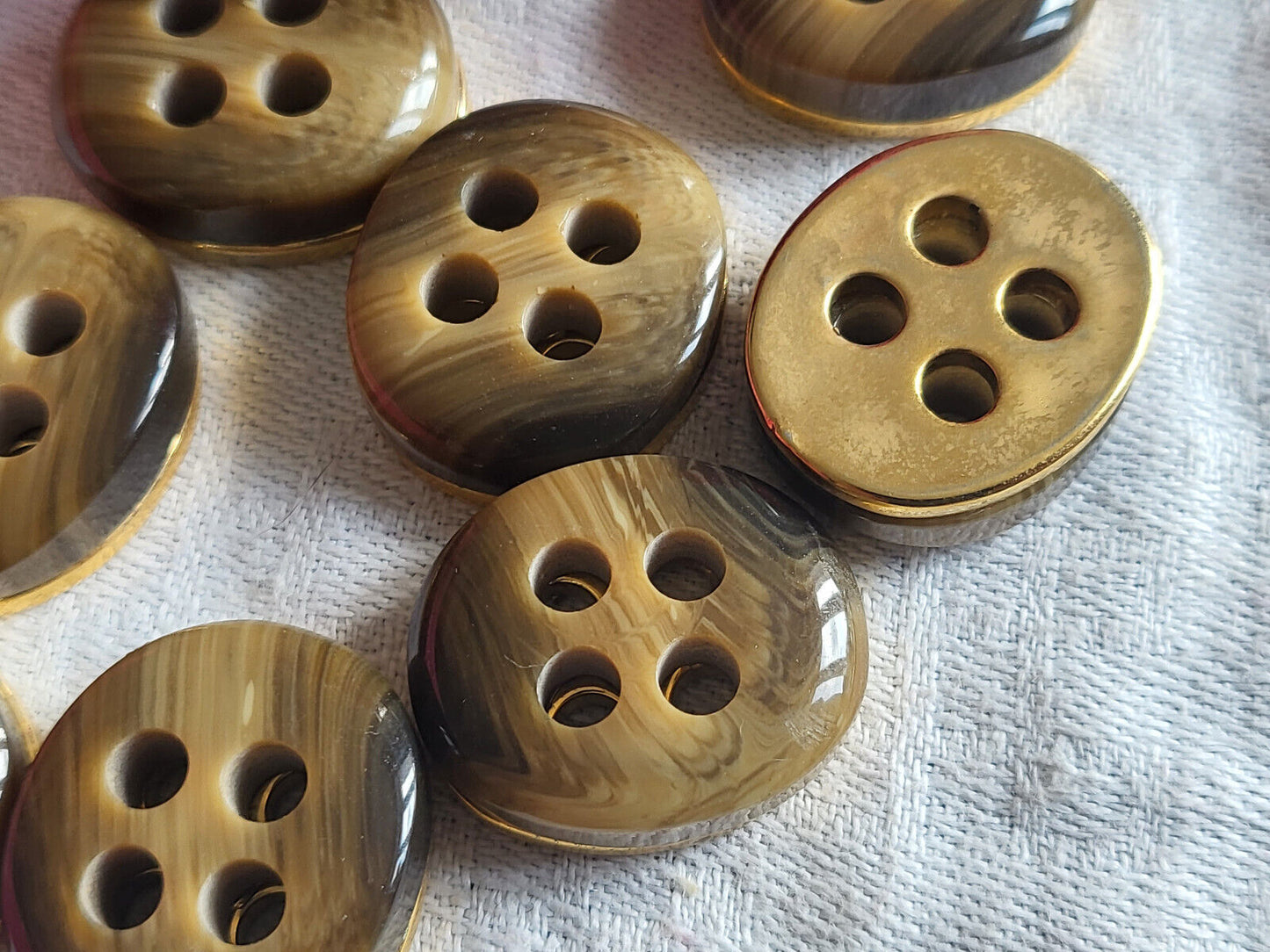 Lot 6 boutons vintage originaux marron ovale doré 1,9 sur 2,3 cm r ef 1274