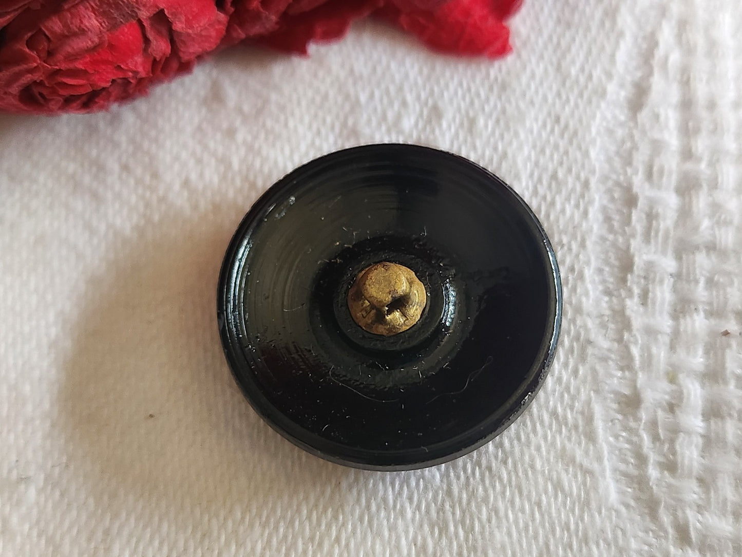 Bouton vintage en verre noir damas travaillé 2,2 cm pied metal G7L
