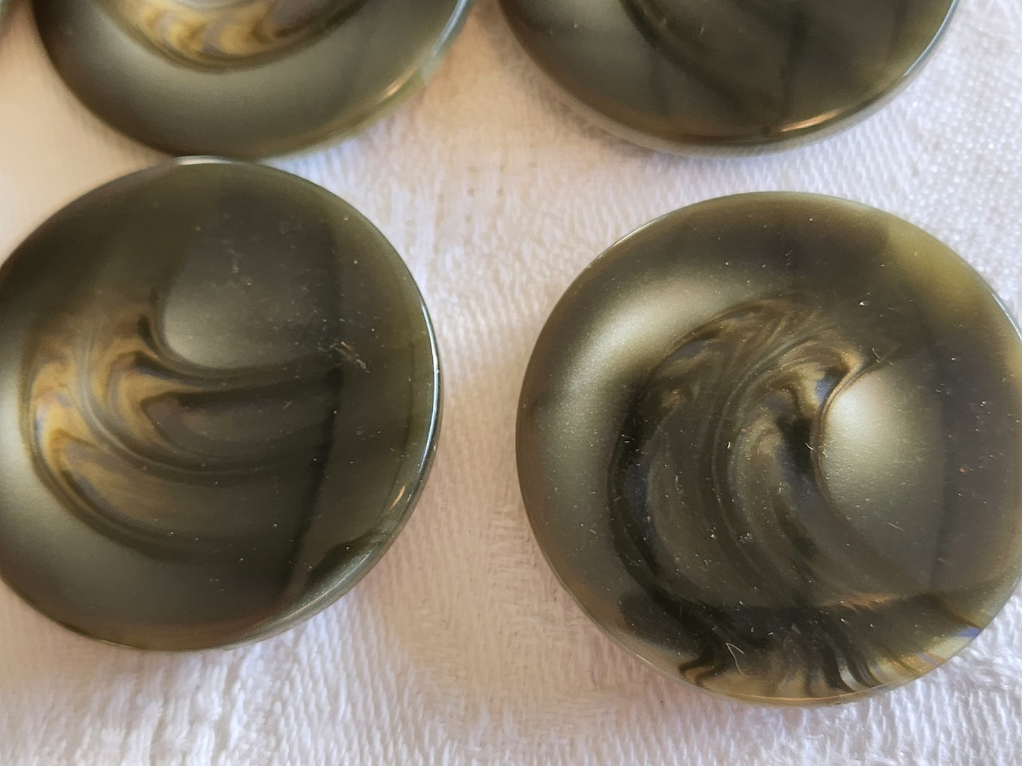 Lot 6 gros boutons vintage vert scintillant pied 3,3 cm manteaux ref 5723
