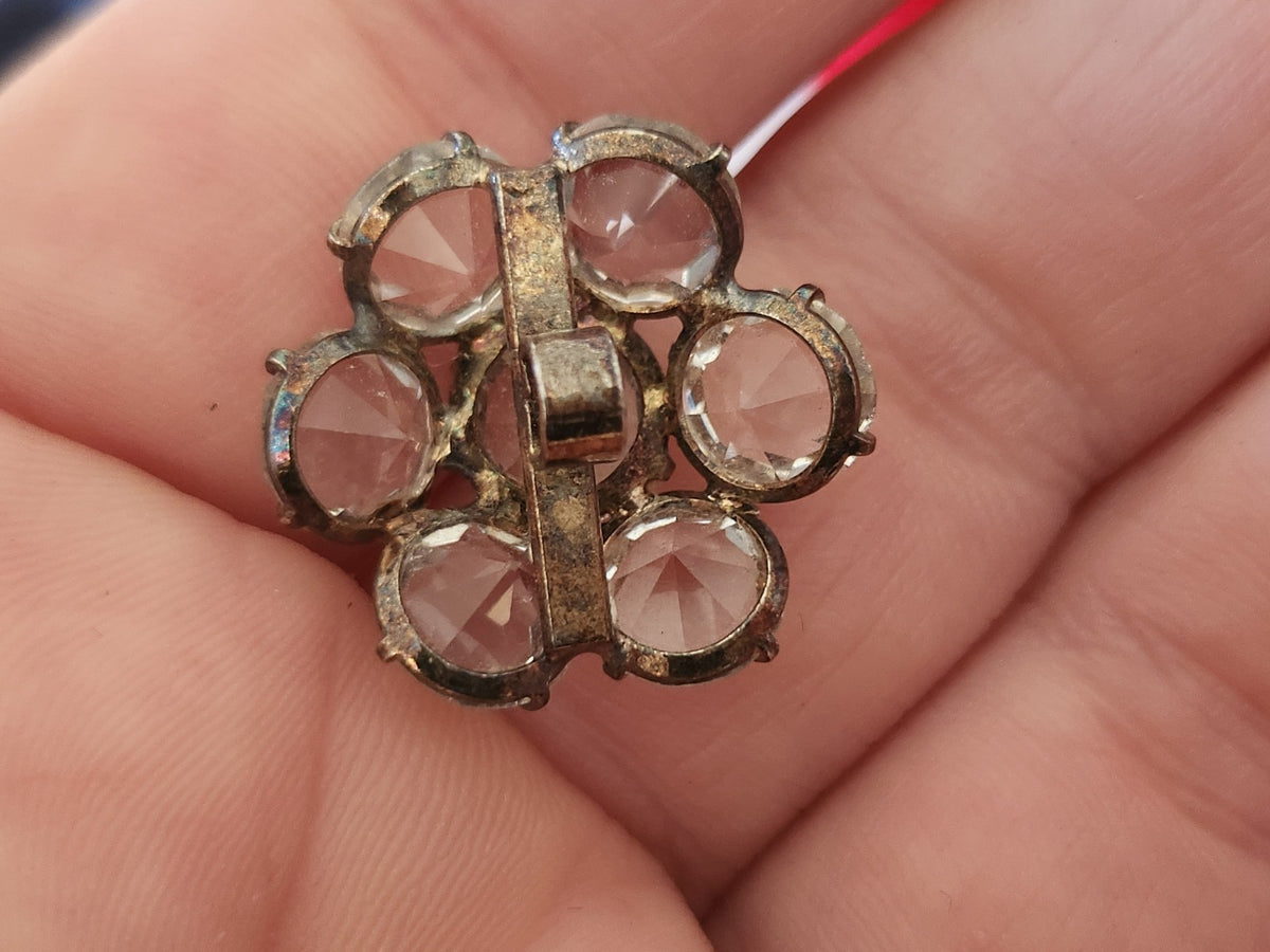Superbe bouton vintage fleur strass verre métal argenté 2,2 cm ou 22 mm D14K