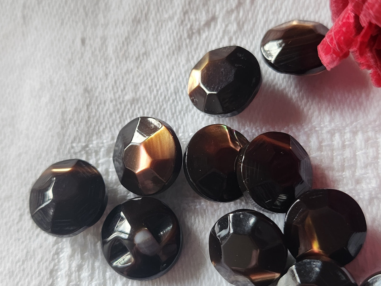 Collection lot 6 boutons en nacre marron facette 1,1 cm pied ref 4816