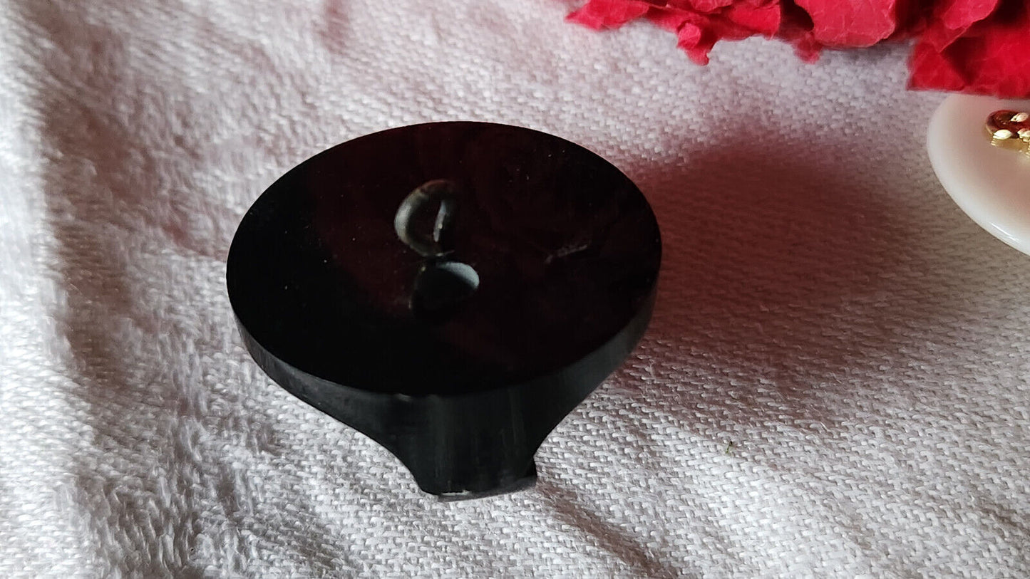 Volumineux bouton ancien épais noir pied metal original 2,6 cm ref 1245