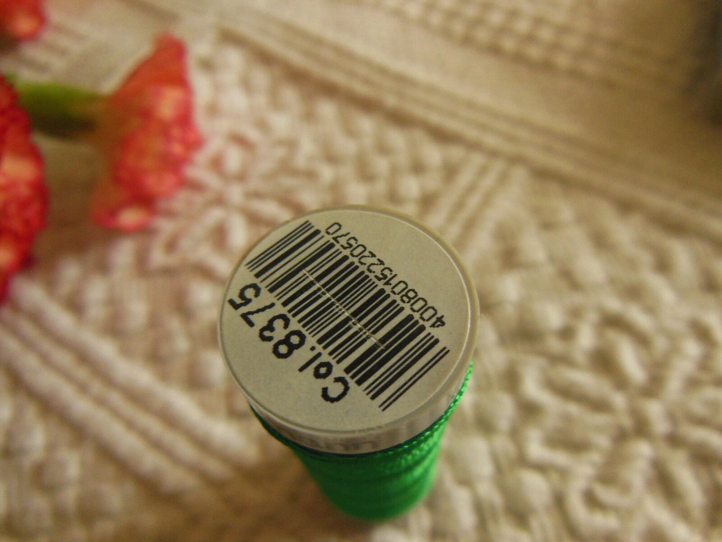 Bobine fil à broder Gutermann 200 vert lumineux col 8375 couture