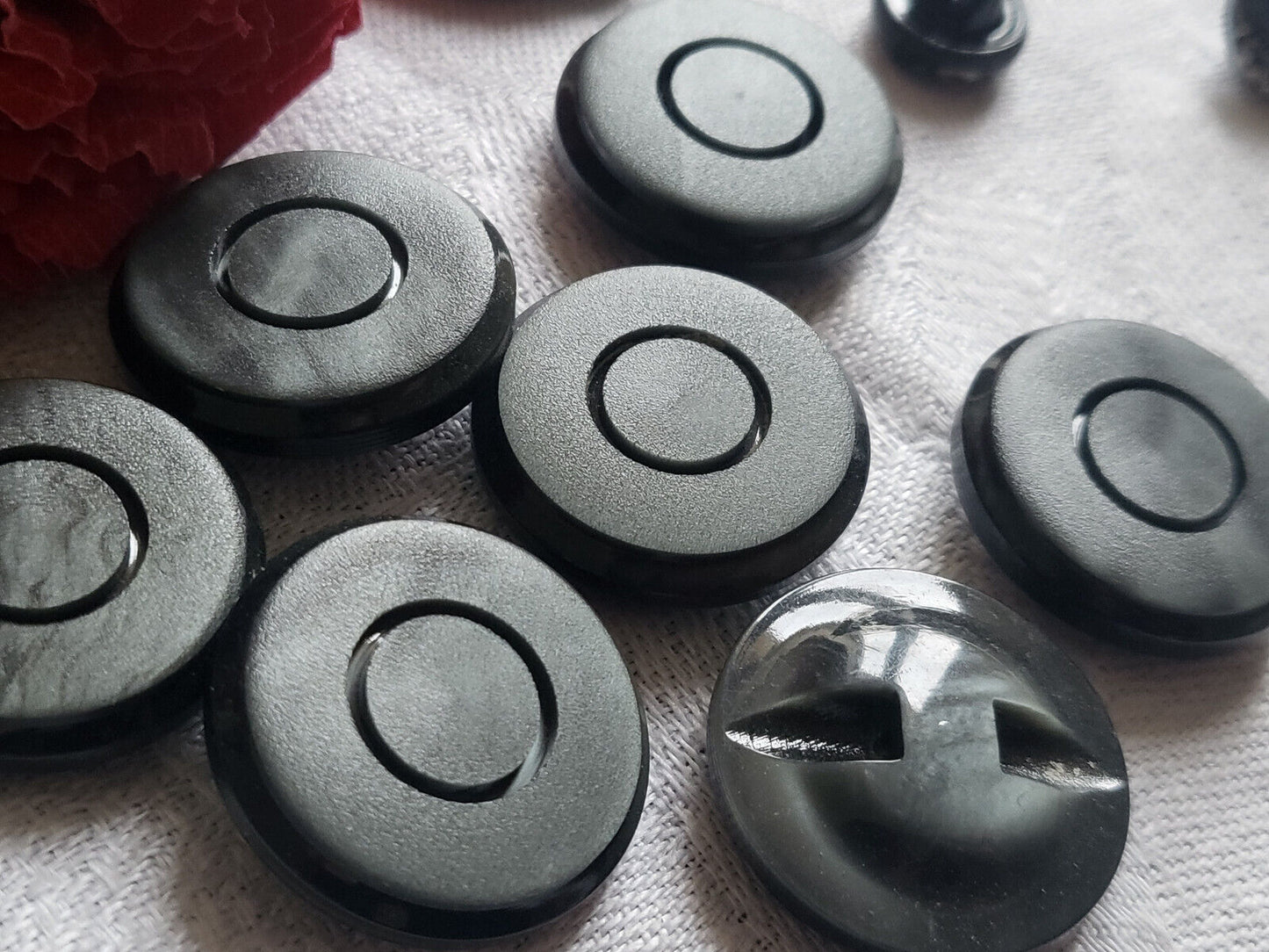 Lot 7 jolis boutons vintage gris à pied mat lumineux à pied 2,2 cm ref 1141