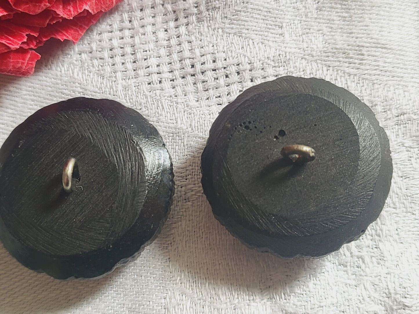 Duo boutons anciens vintage en résine noir gros épais 2,7 cm D17P