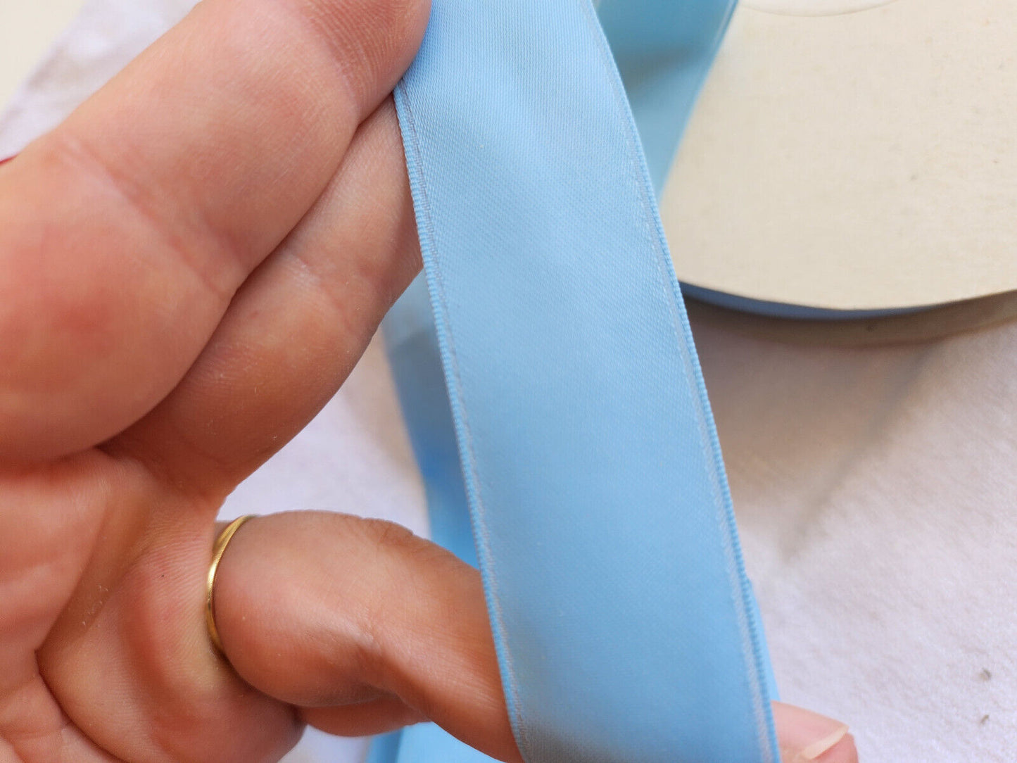 Ruban ancien polyamide vintage bleu nylon 5 mètre sur 2,5 cm mercerie B5 n°21