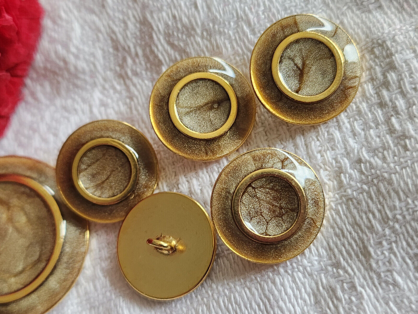 lot 6 boutons vintage en metal superbe qualité marron 1,6 et 2,8 cm ref 187