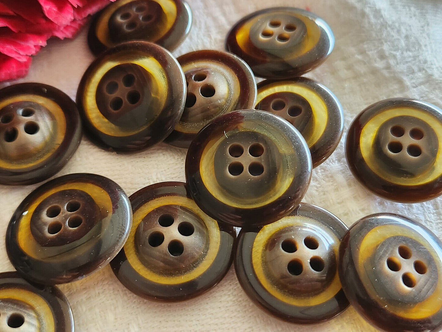 Lot 14 boutons vintage marron liseré transparent trous 1,7 cm ref 2948
